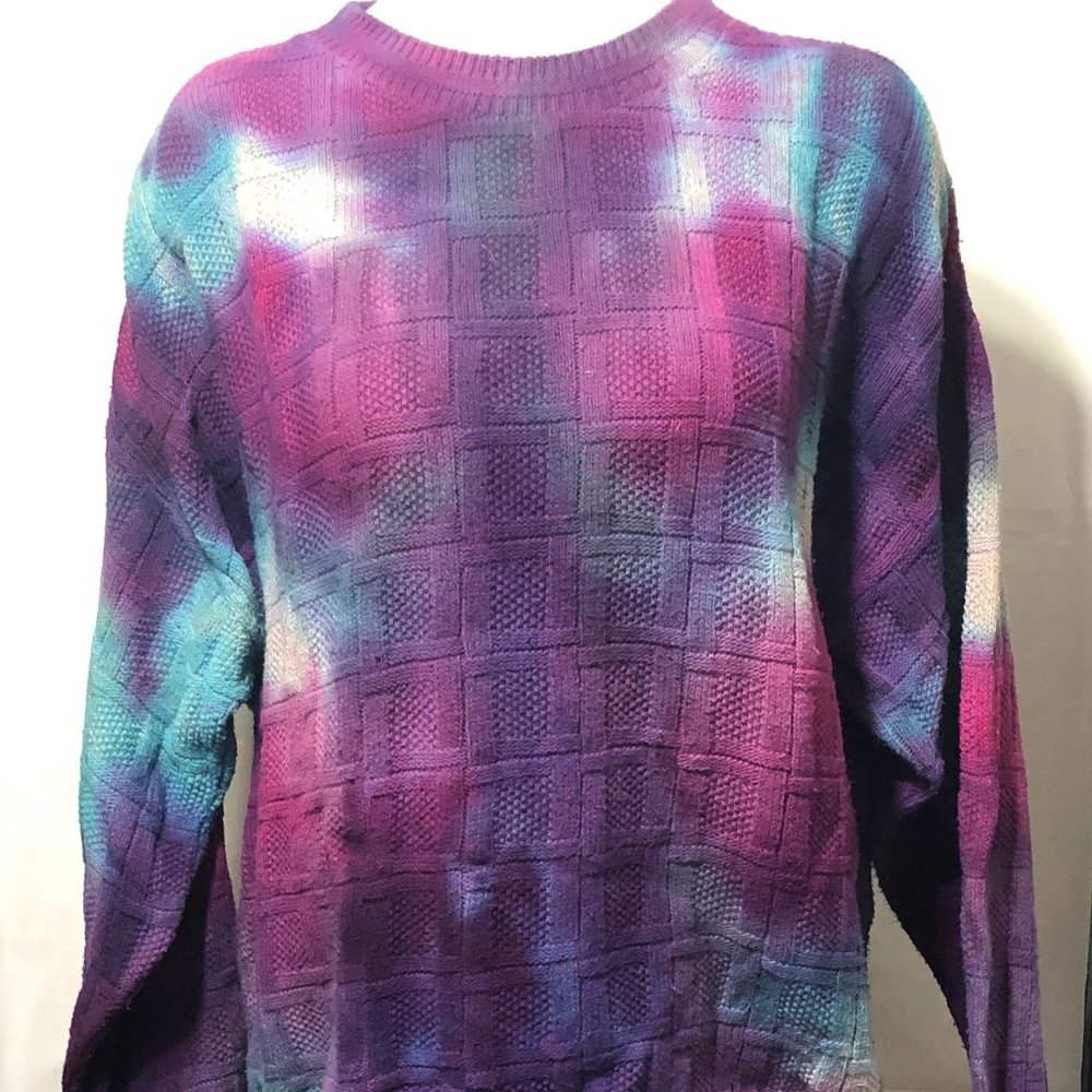 Upcycled Sweater Bill Blass Size: Medium